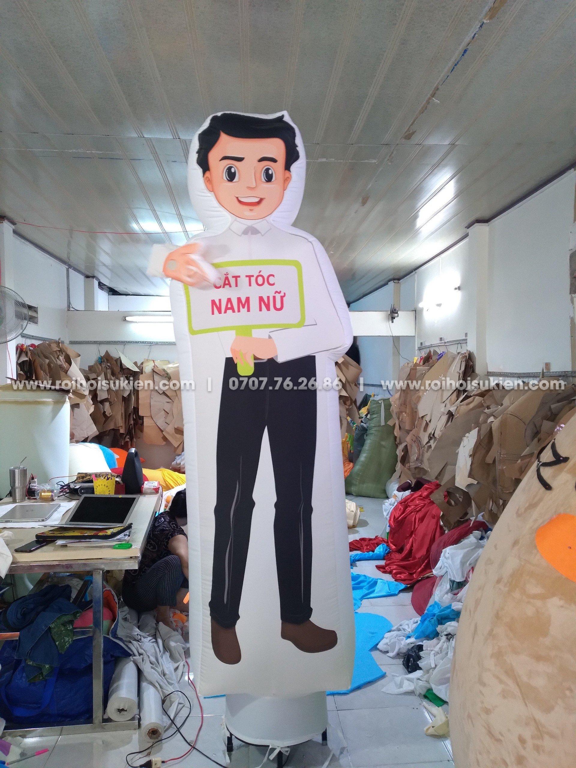 RỐI NAM TIỆM CẮT TÓC 13 cat toc