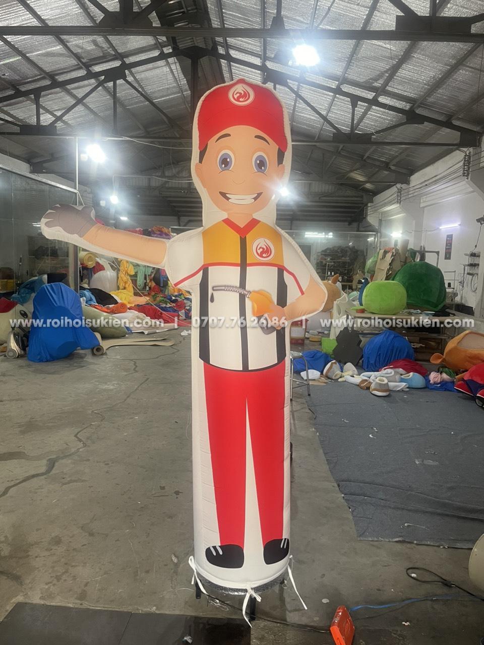 RỐI VẪY TIỆM XĂNG DẦU 1 z5318465972524 6c751fd3a9a6130d4b6cd2de00a0d2f9