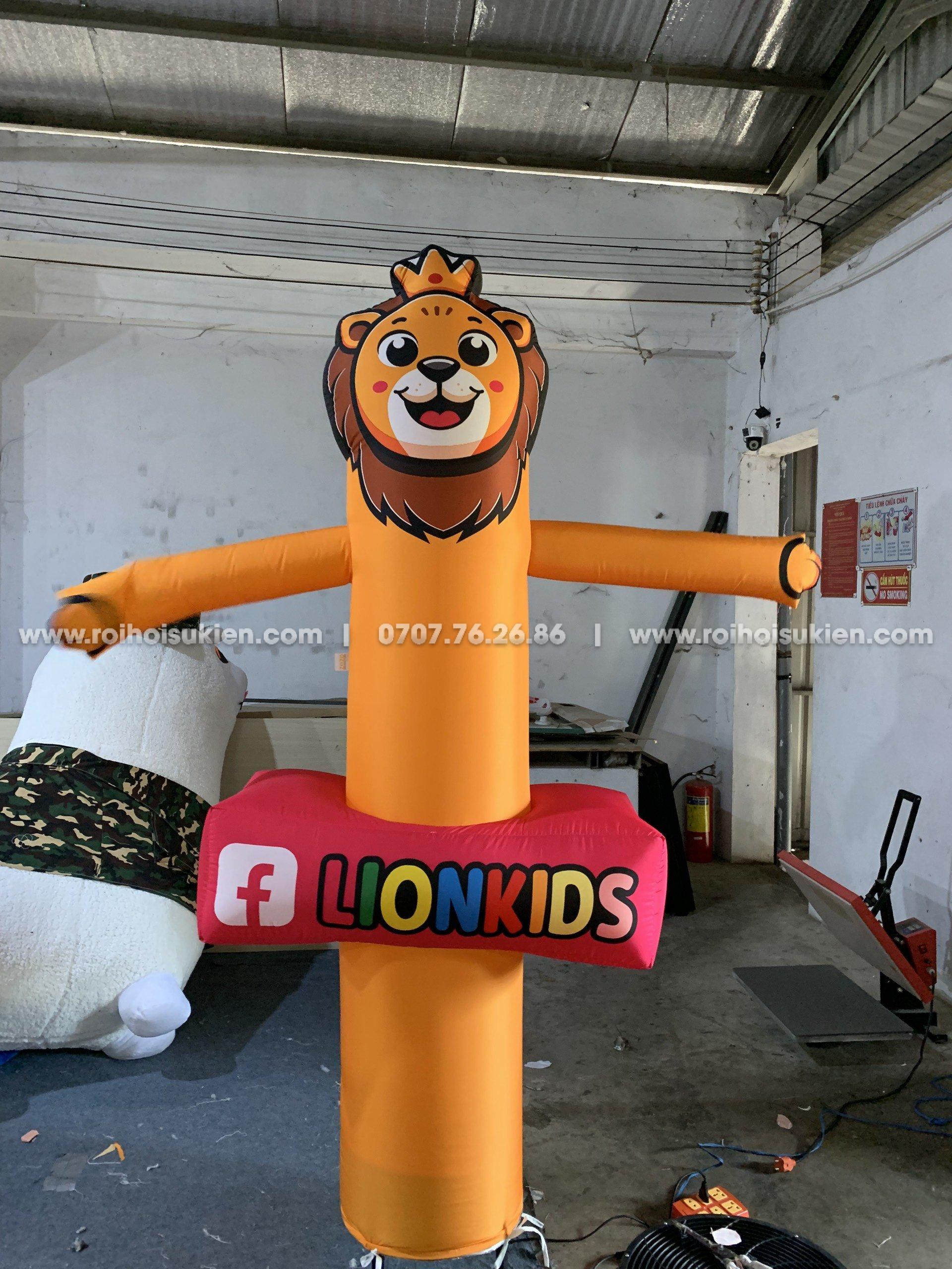 RỐI HƠI VẪY TAY LIONKIDS 8 z5394042709208 7c28936ab5623ce1636ff6edddbb659d