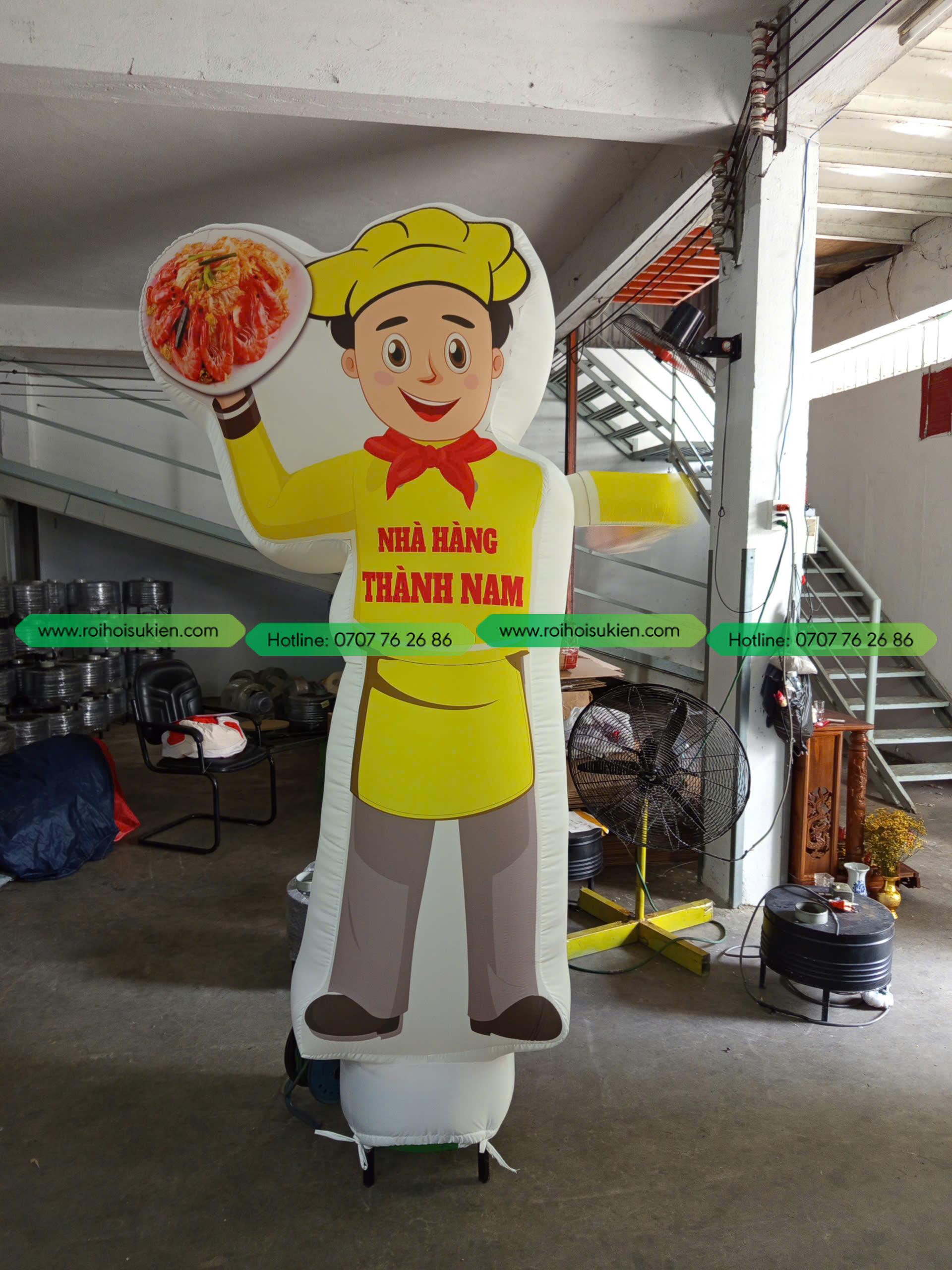 RỐI NHÀ HÀNG THÀNH NAM 1 z5849512052017 b548be1c3b419abab2a4efc69b93671e