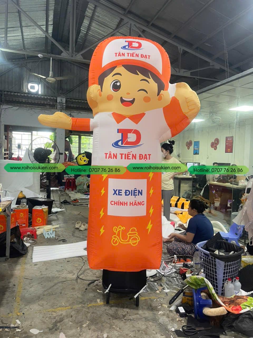 RỐI HƠI VẪY TAY XE ĐIỆN TÂN TIẾN ĐẠT 7 1783934723031 7646309825048848768 g7873878496829699800 16e85a2e3ab2029240647cf42ea6f62a