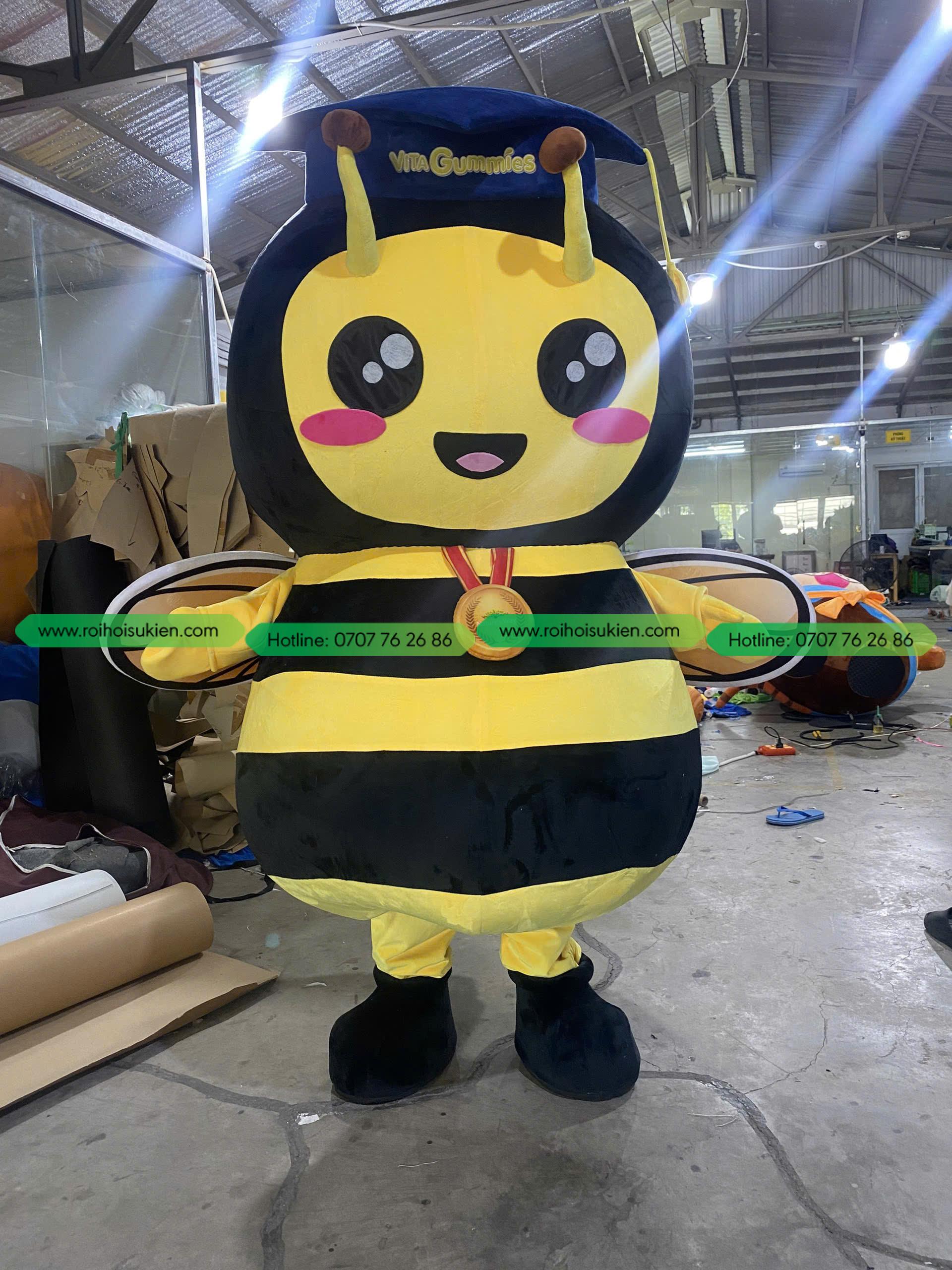 MASCOT ONG KẸO VITA GUMMIES 1 1791788553946 557836947569697824 4076868493576172814 b1c25b2250703497f67da78ee5505d84
